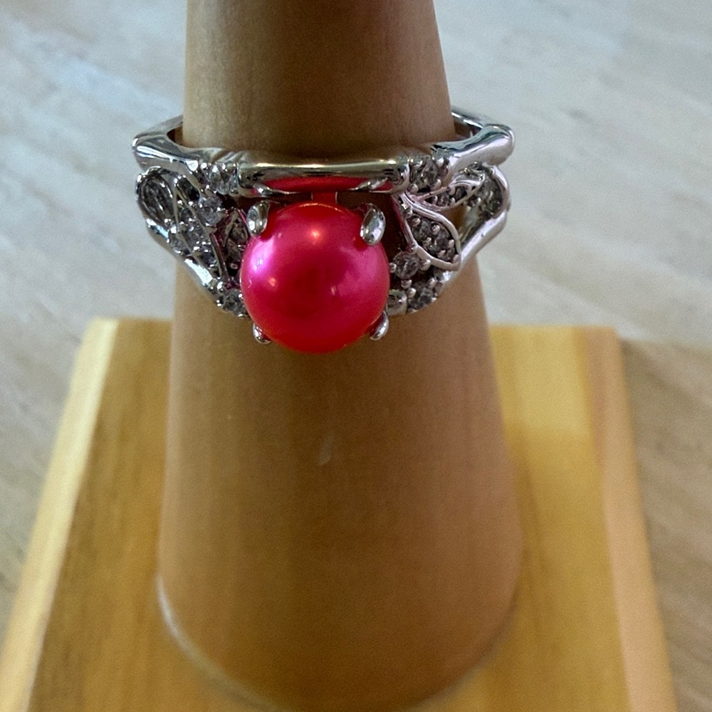 Intricate Silver Ring with Vibrant Red Pearl